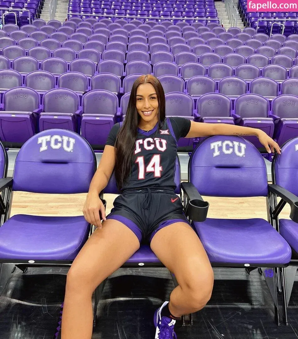 Philllybabyy / fansly / madiphillipss Onlyfans Photo Gallery 