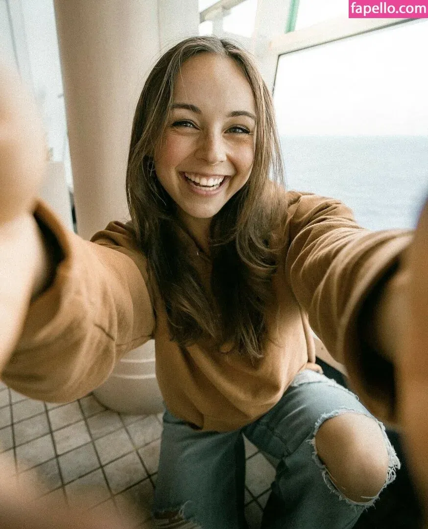 Philllybabyy / fansly / madiphillipss Onlyfans Photo Gallery 