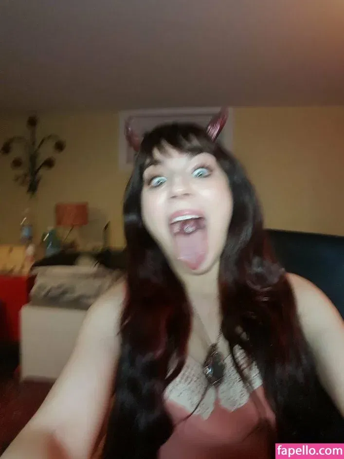 Philllybabyy / fansly / madiphillipss Onlyfans Photo Gallery 