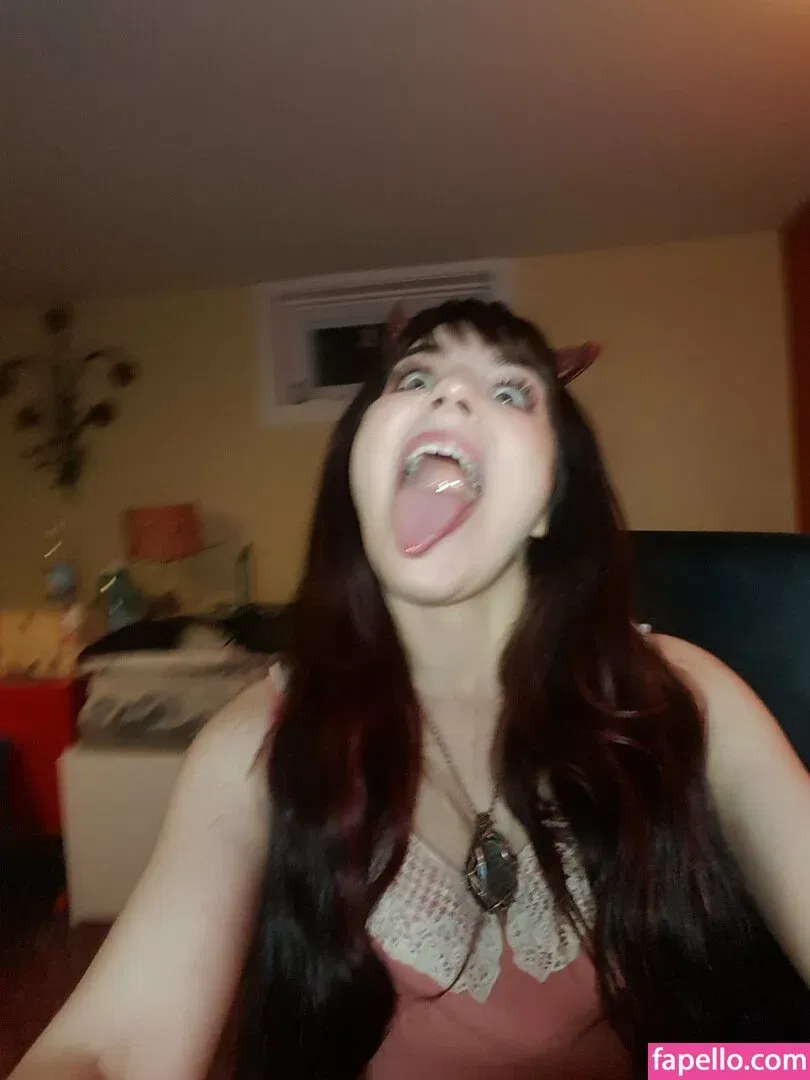 Philllybabyy / fansly / madiphillipss Onlyfans Photo Gallery 