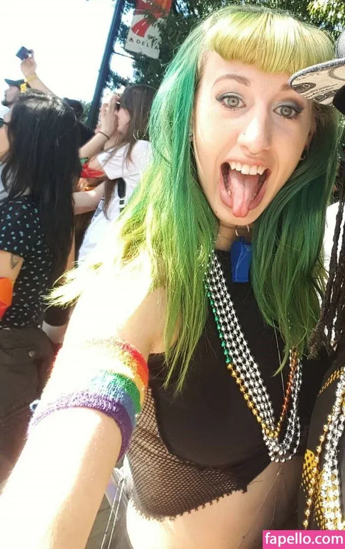 Philllybabyy / fansly / madiphillipss Onlyfans Photo Gallery 