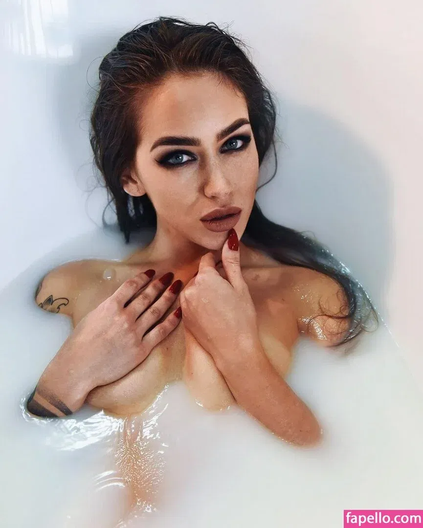 Philllybabyy / fansly / madiphillipss Onlyfans Photo Gallery 