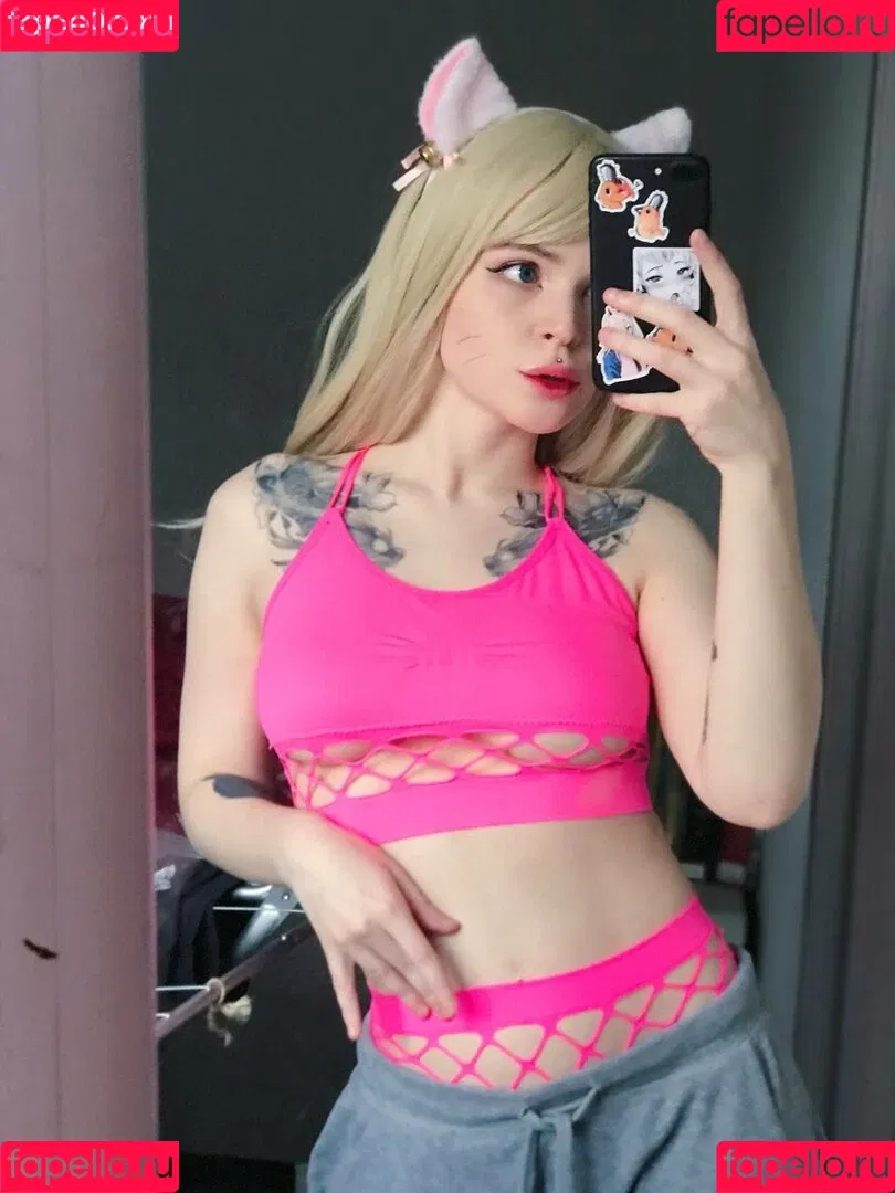 arahnaekb / chloe_glass_ / unkarab Onlyfans Photo Gallery 