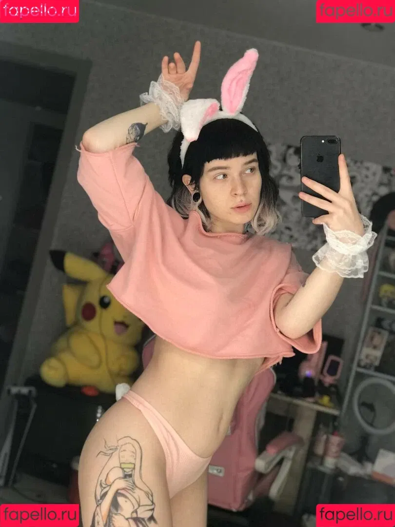 arahnaekb / chloe_glass_ / unkarab Onlyfans Photo Gallery 