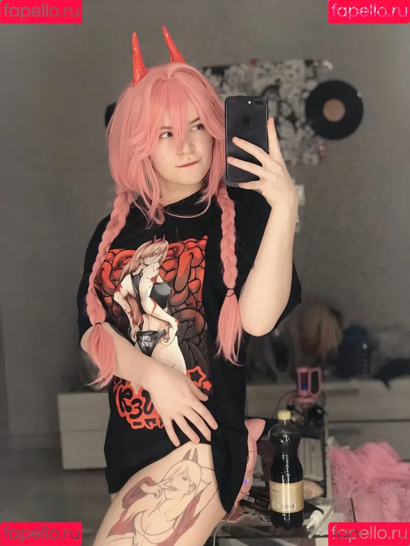 arahnaekb / chloe_glass_ / unkarab Onlyfans Photo Gallery 
