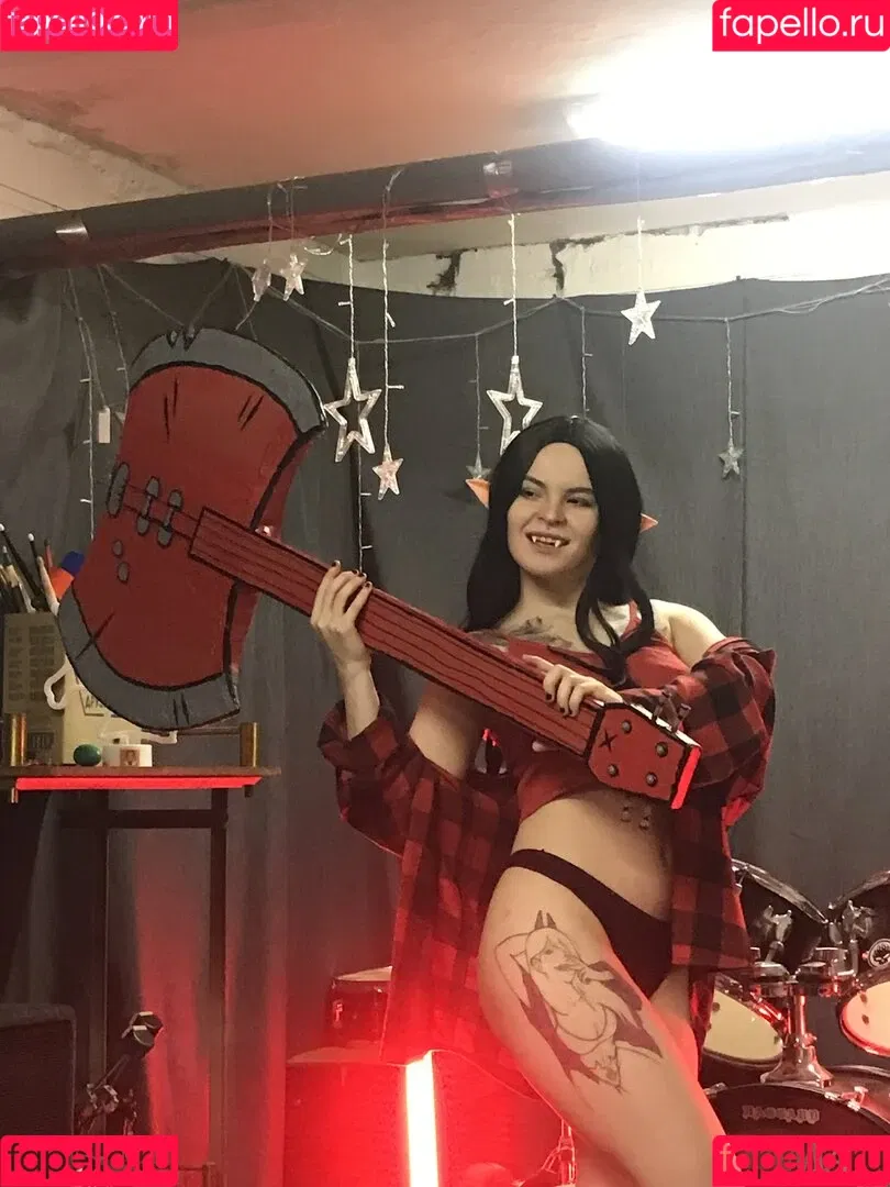arahnaekb / chloe_glass_ / unkarab Onlyfans Photo Gallery 