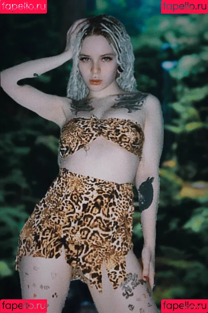 arahnaekb / chloe_glass_ / unkarab Onlyfans Photo Gallery 