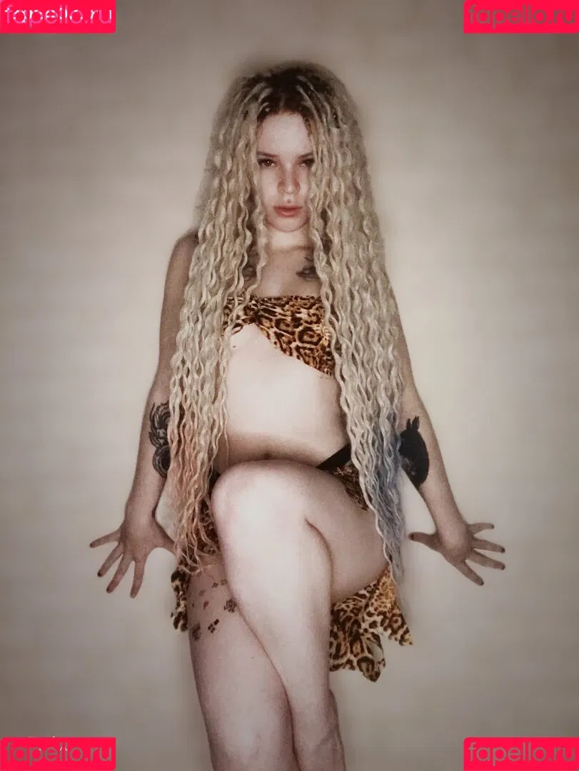 arahnaekb / chloe_glass_ / unkarab Onlyfans Photo Gallery 