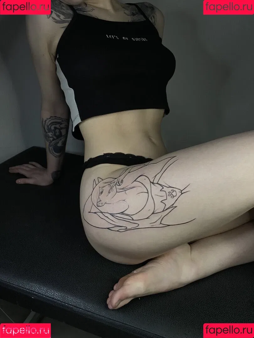 arahnaekb / chloe_glass_ / unkarab Onlyfans Photo Gallery 