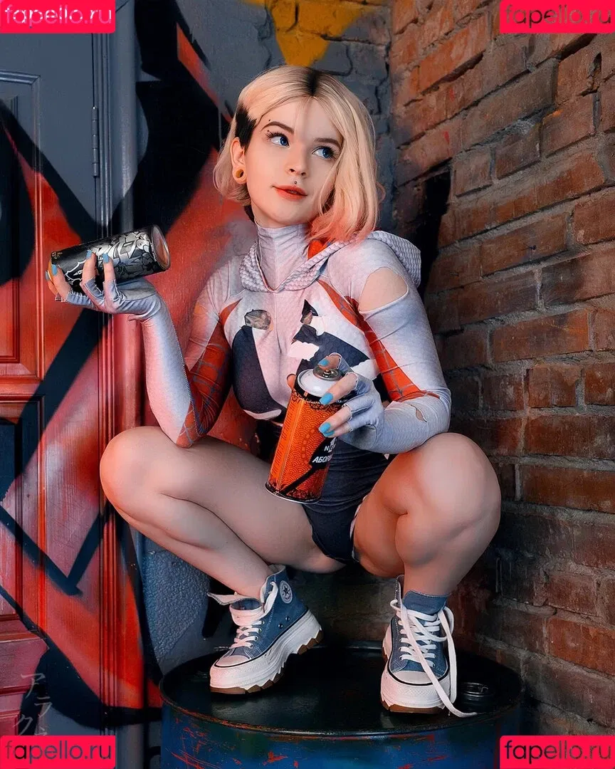 arahnaekb / chloe_glass_ / unkarab Onlyfans Photo Gallery 
