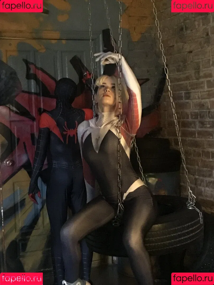 arahnaekb / chloe_glass_ / unkarab Onlyfans Photo Gallery 