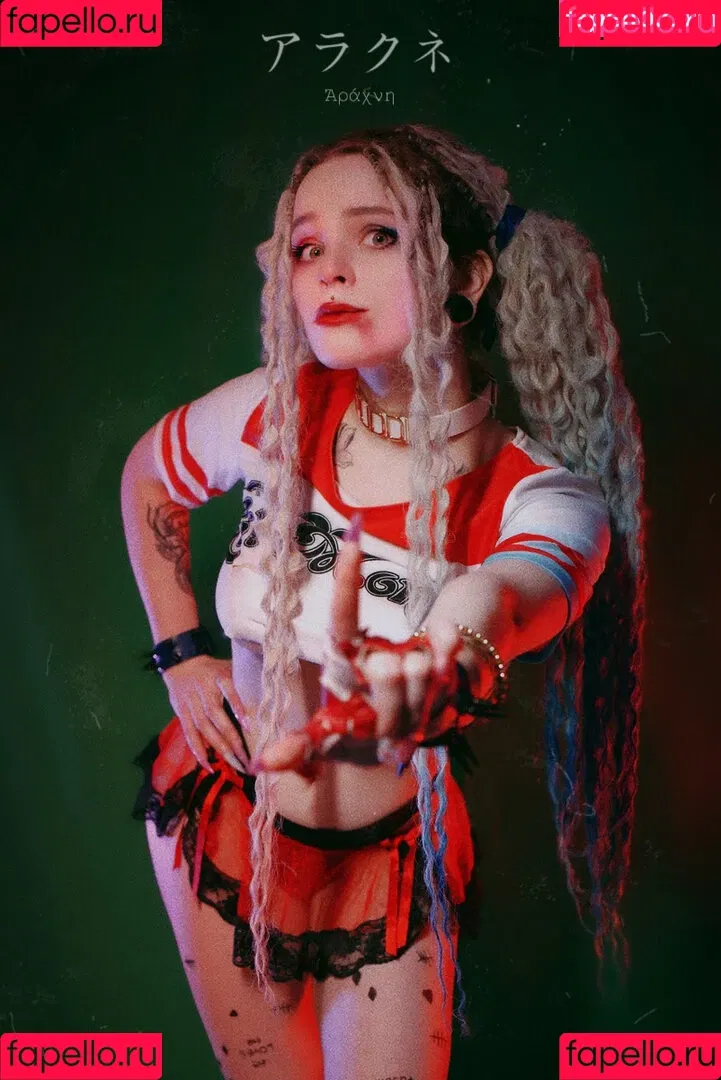 arahnaekb / chloe_glass_ / unkarab Onlyfans Photo Gallery 