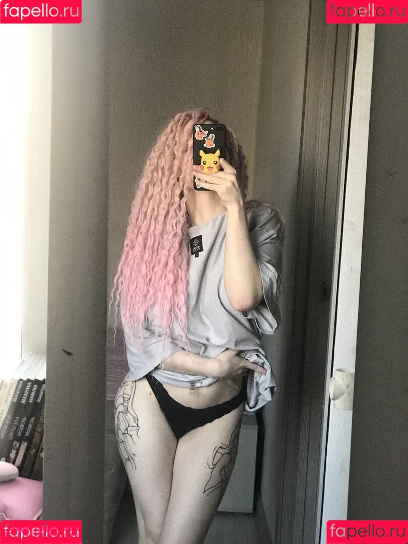 arahnaekb / chloe_glass_ / unkarab Onlyfans Photo Gallery 