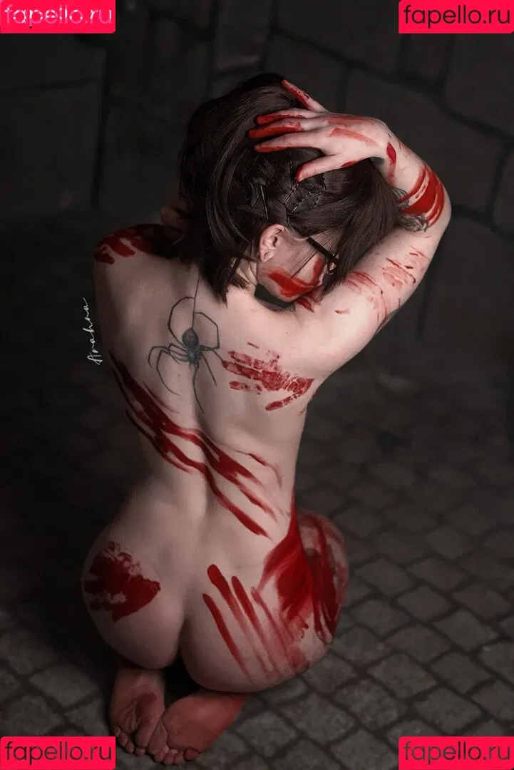arahnaekb / chloe_glass_ / unkarab Onlyfans Photo Gallery 