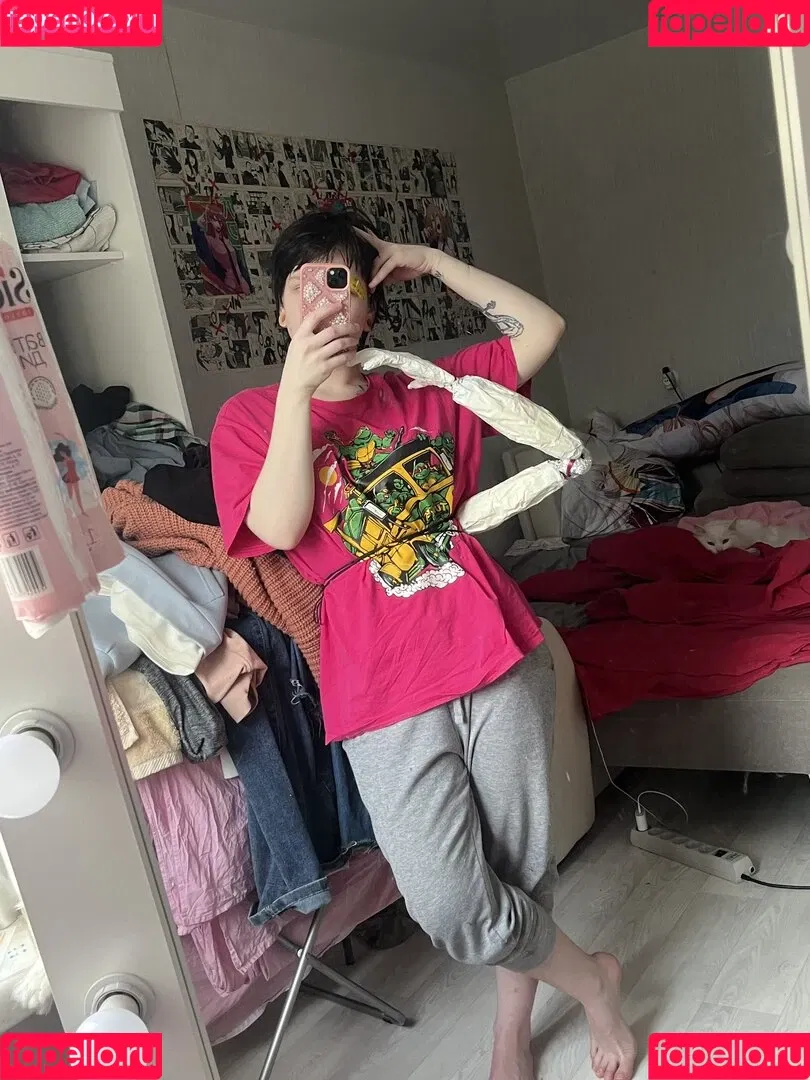 arahnaekb / chloe_glass_ / unkarab Onlyfans Photo Gallery 