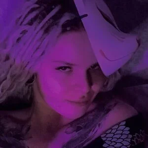 arahnaekb / chloe_glass_ / unkarab Onlyfans Photo Gallery 