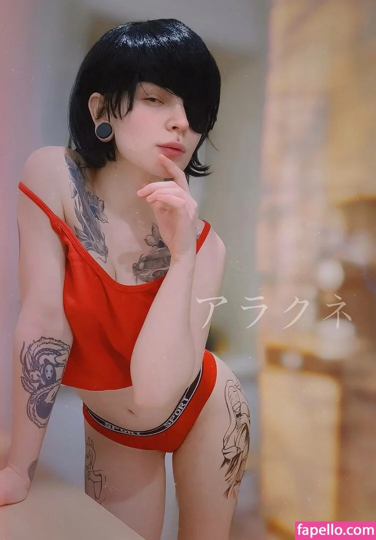 arahnaekb / chloe_glass_ / unkarab Onlyfans Photo Gallery 