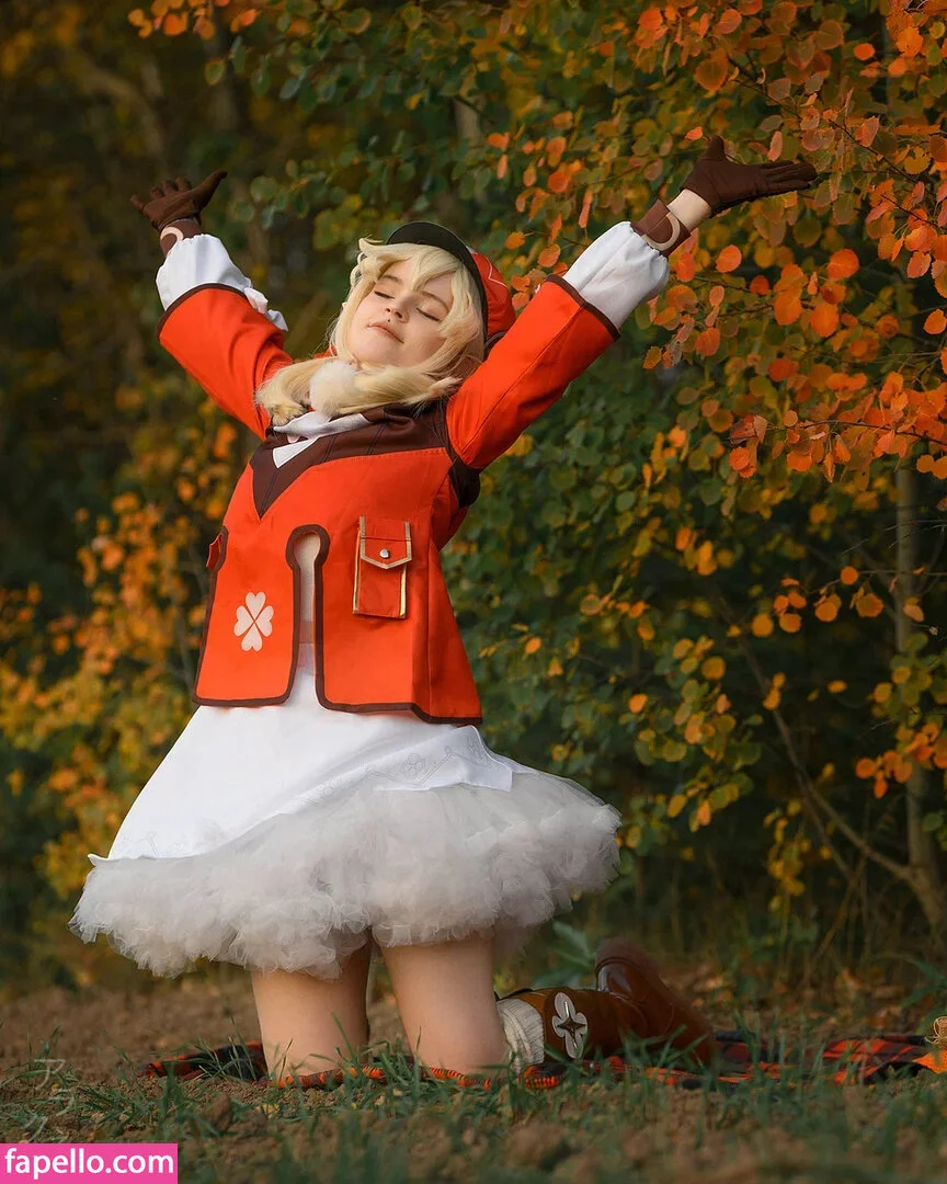 arahnaekb / chloe_glass_ / unkarab Onlyfans Photo Gallery 