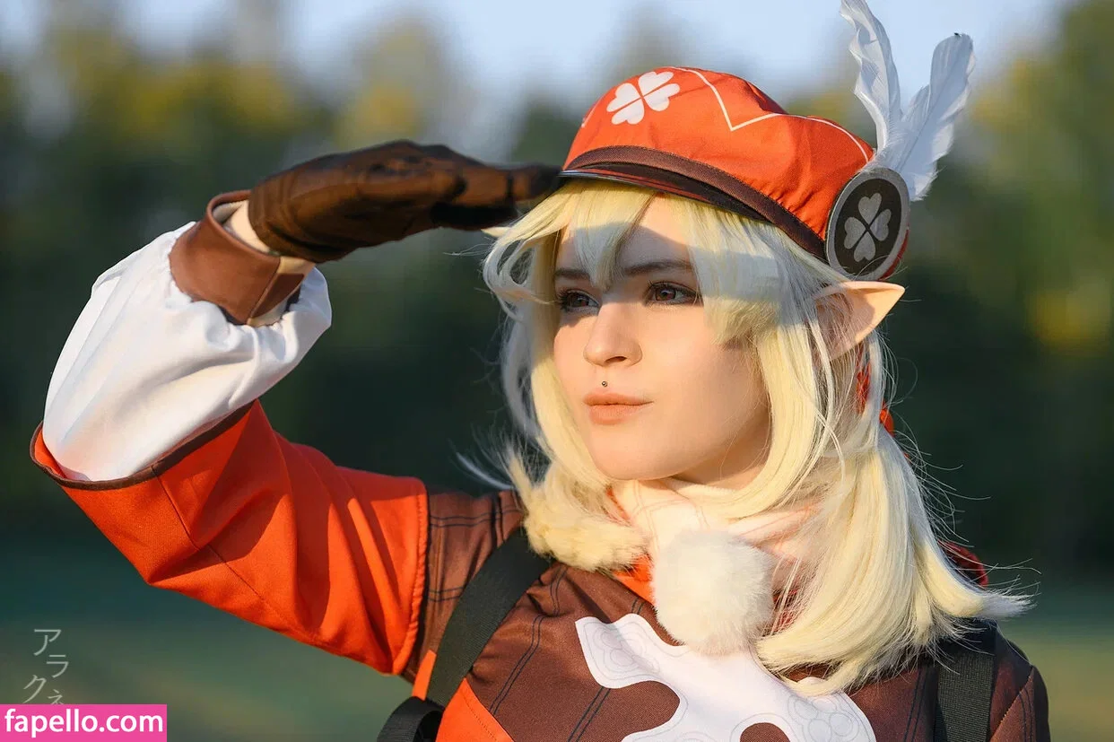 arahnaekb / chloe_glass_ / unkarab Onlyfans Photo Gallery 