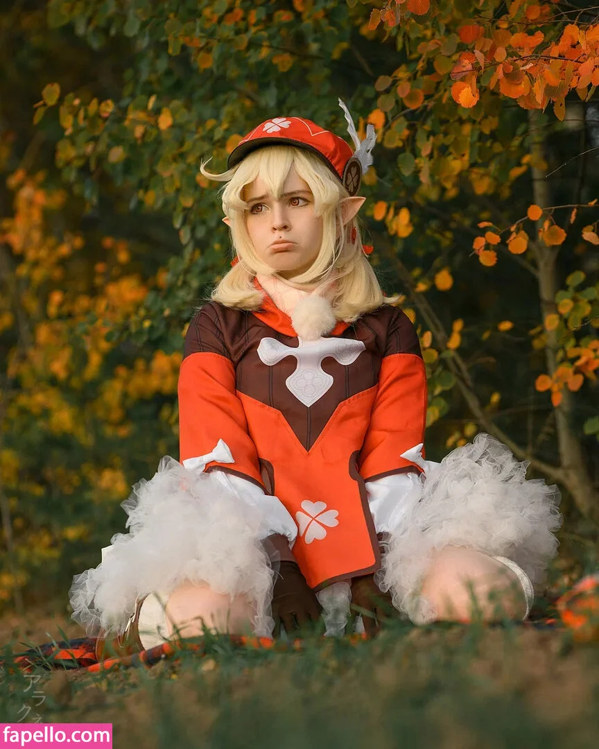 arahnaekb / chloe_glass_ / unkarab Onlyfans Photo Gallery 