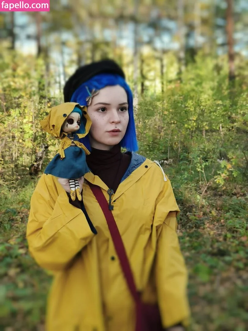 arahnaekb / chloe_glass_ / unkarab Onlyfans Photo Gallery 