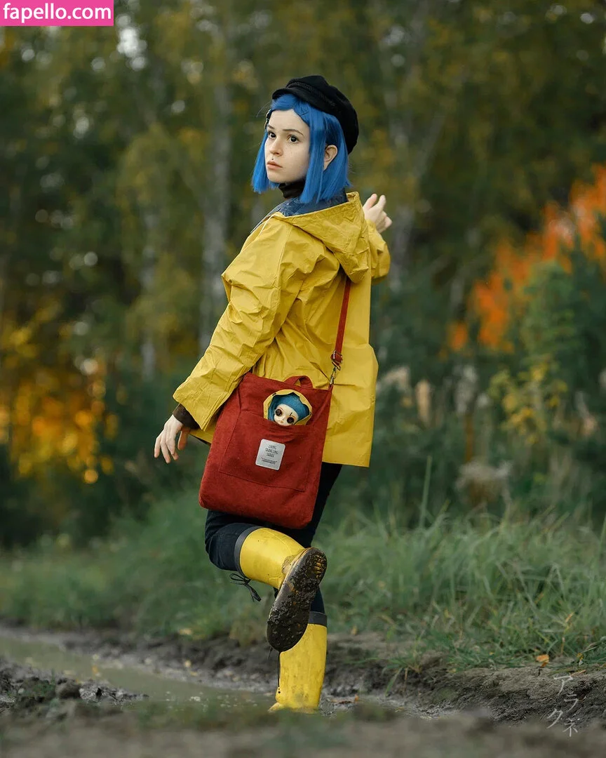 arahnaekb / chloe_glass_ / unkarab Onlyfans Photo Gallery 