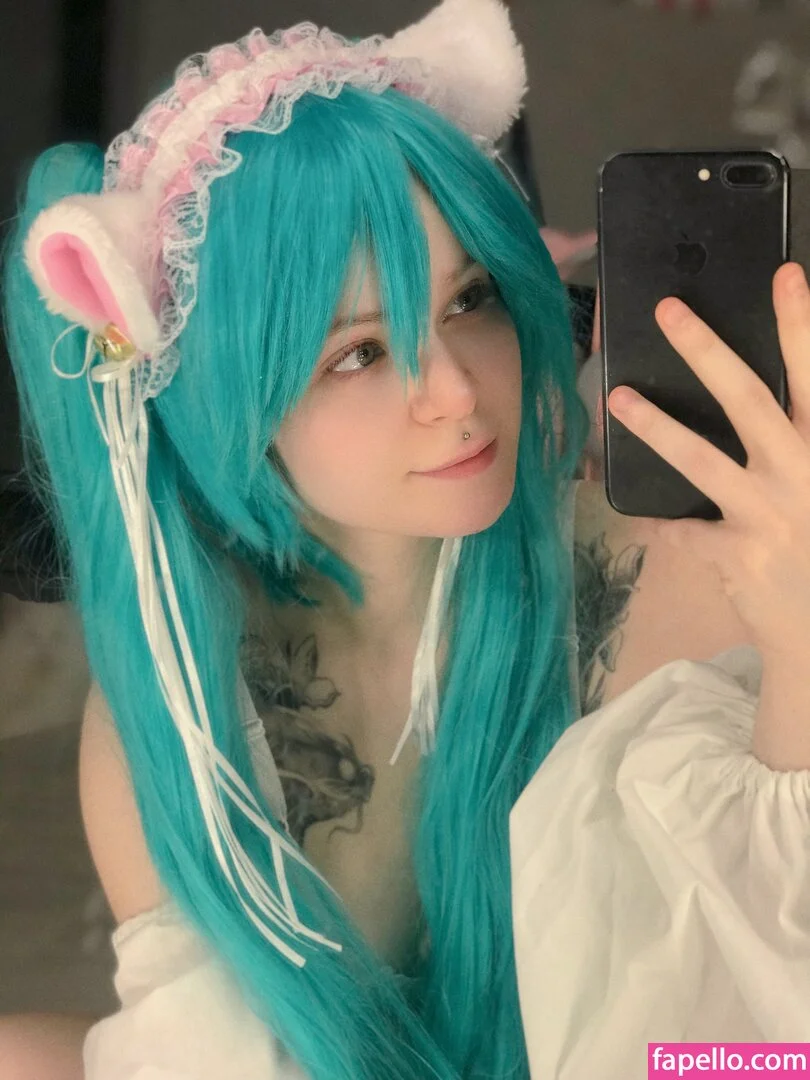 arahnaekb / chloe_glass_ / unkarab Onlyfans Photo Gallery 