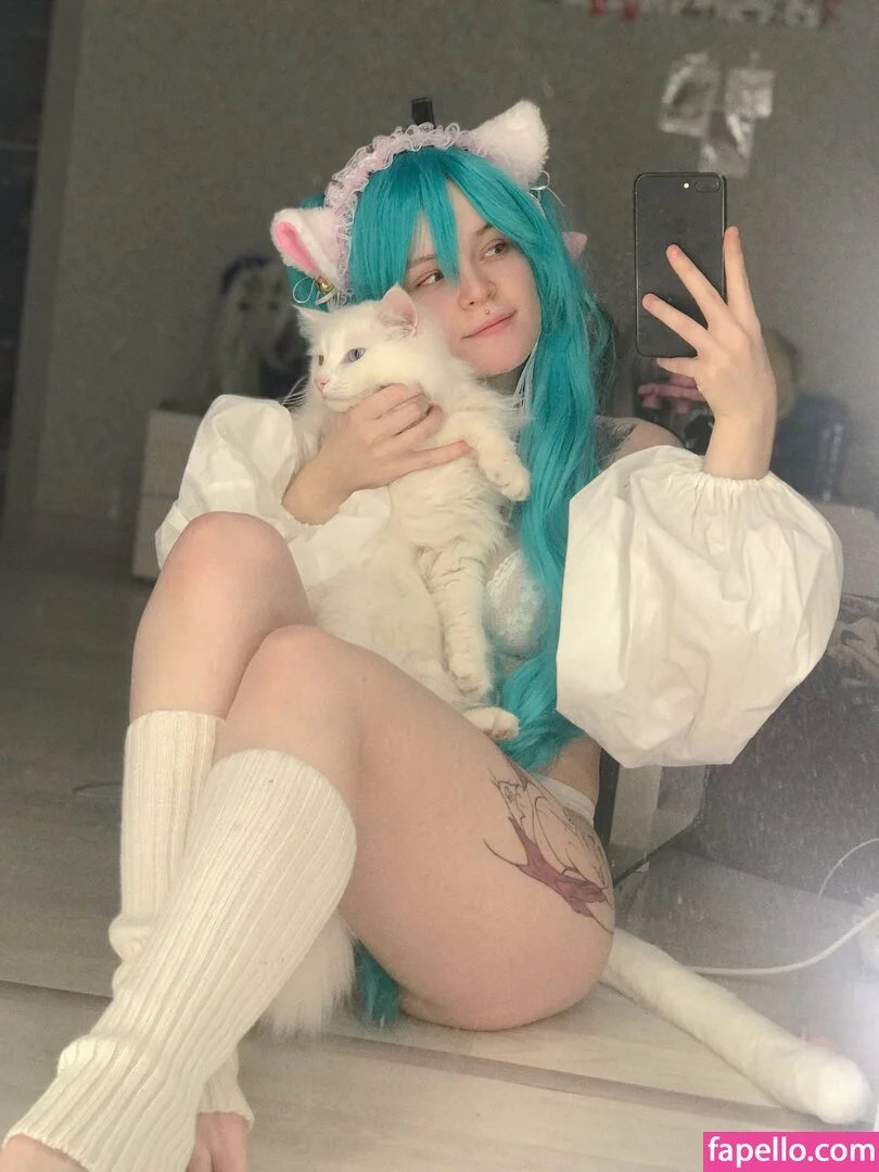 arahnaekb / chloe_glass_ / unkarab Onlyfans Photo Gallery 