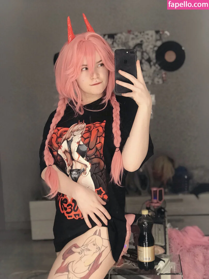 arahnaekb / chloe_glass_ / unkarab Onlyfans Photo Gallery 