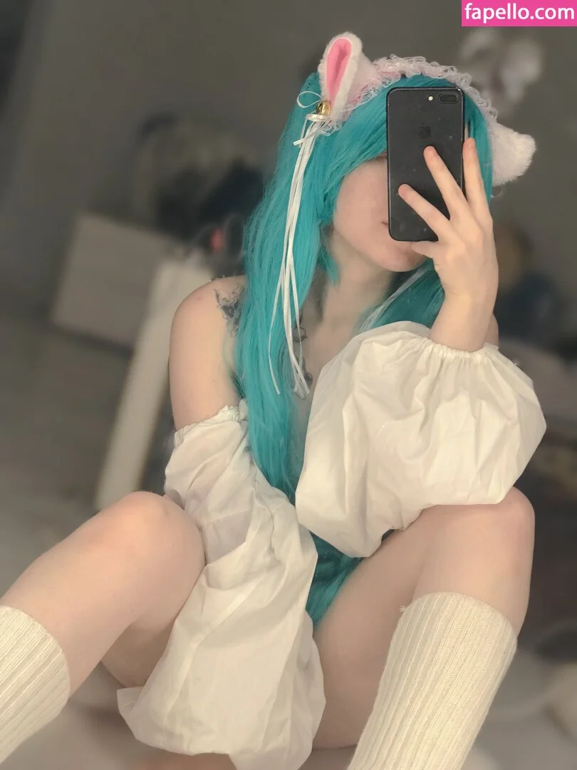 arahnaekb / chloe_glass_ / unkarab Onlyfans Photo Gallery 