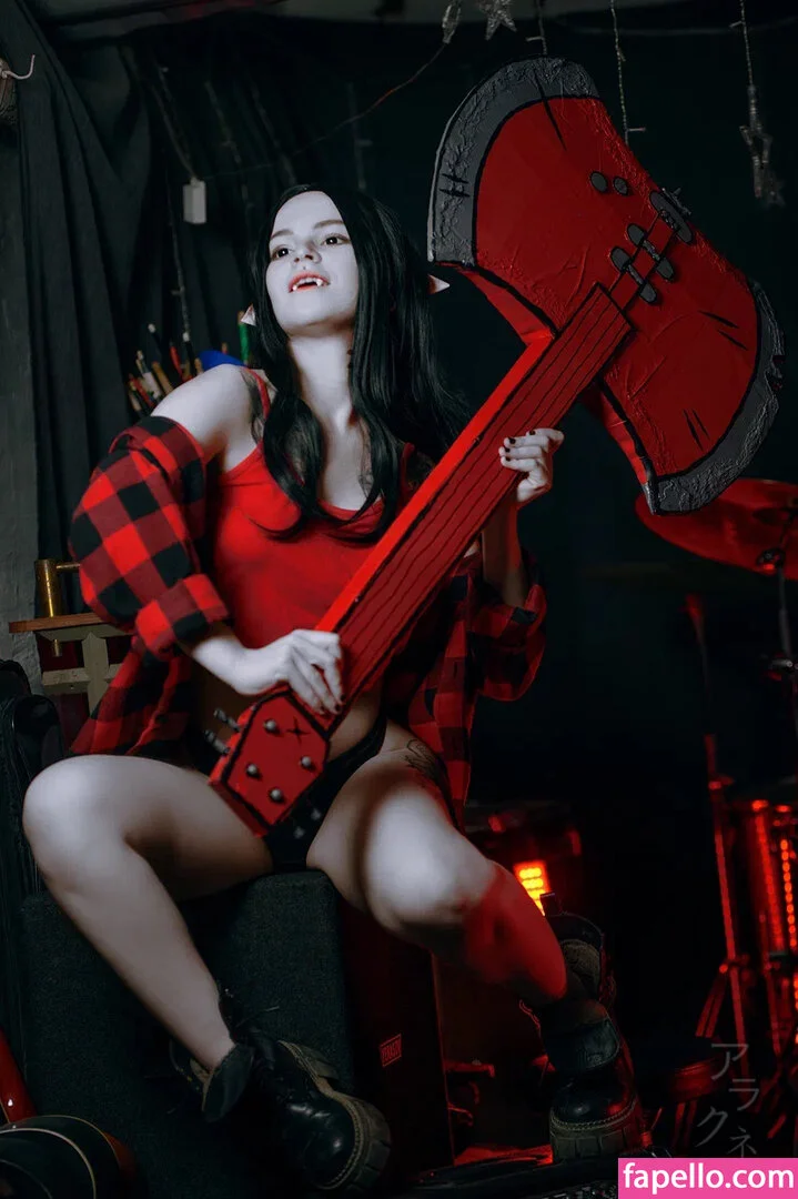 arahnaekb / chloe_glass_ / unkarab Onlyfans Photo Gallery 