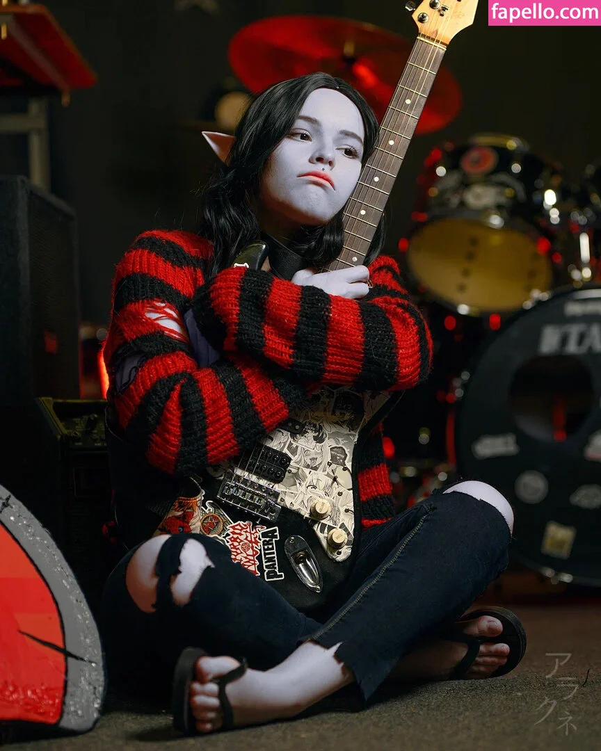 arahnaekb / chloe_glass_ / unkarab Onlyfans Photo Gallery 