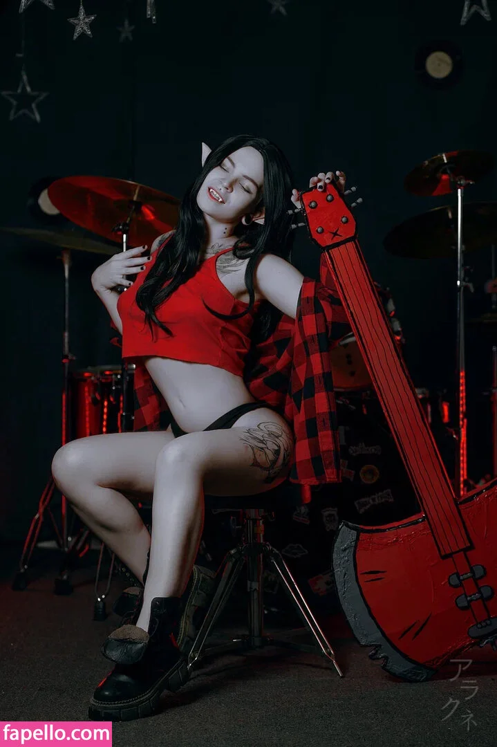 arahnaekb / chloe_glass_ / unkarab Onlyfans Photo Gallery 