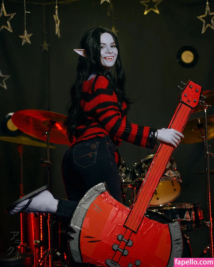 arahnaekb / chloe_glass_ / unkarab Onlyfans Photo Gallery 