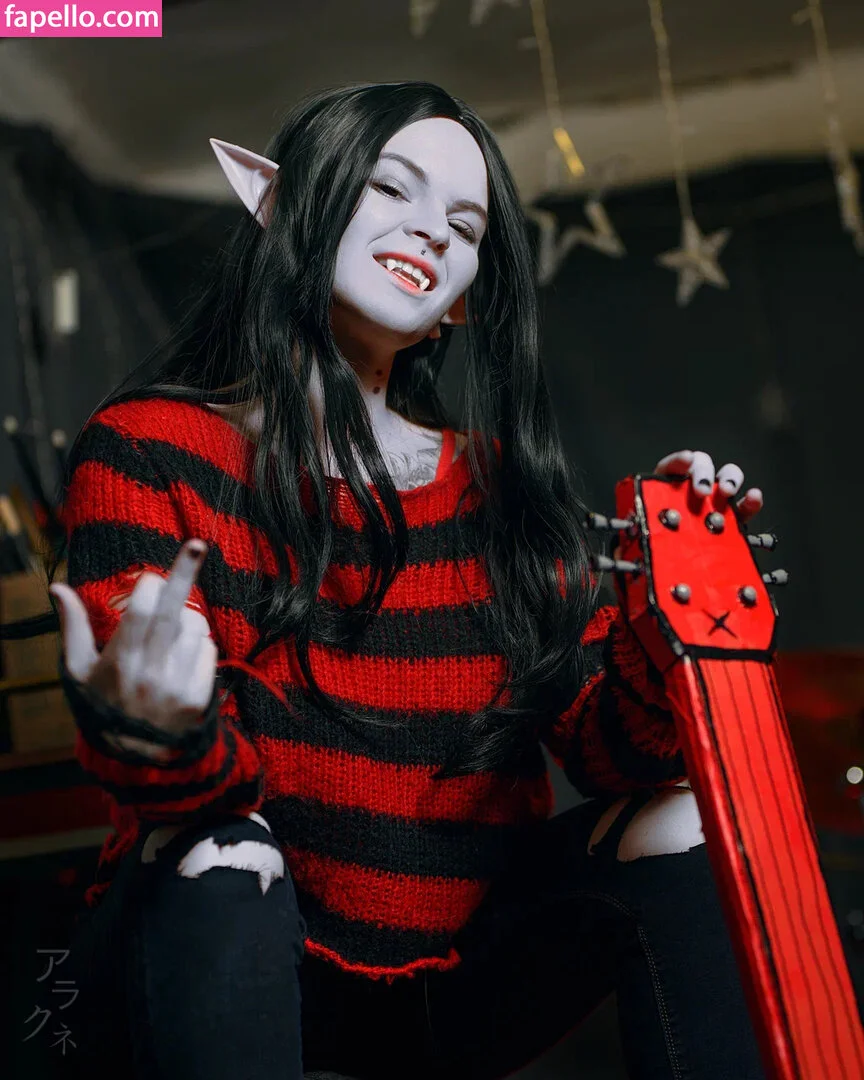 arahnaekb / chloe_glass_ / unkarab Onlyfans Photo Gallery 