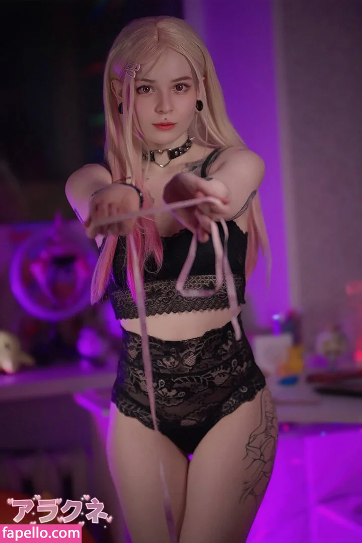 arahnaekb / chloe_glass_ / unkarab Onlyfans Photo Gallery 