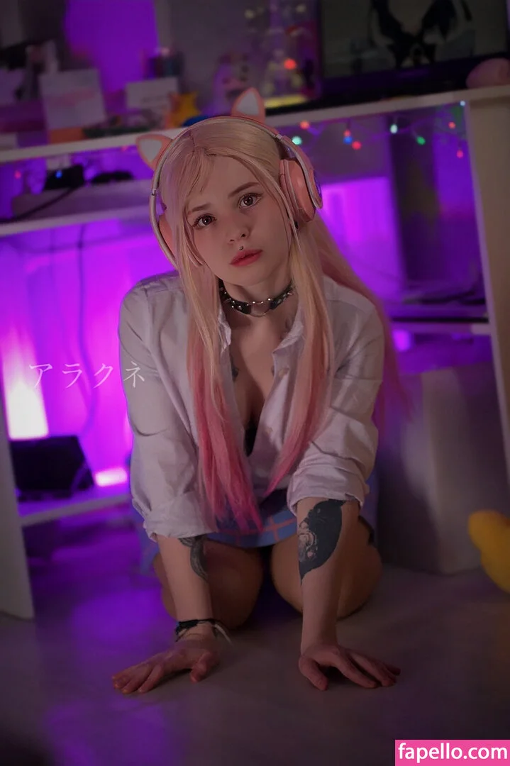 arahnaekb / chloe_glass_ / unkarab Onlyfans Photo Gallery 