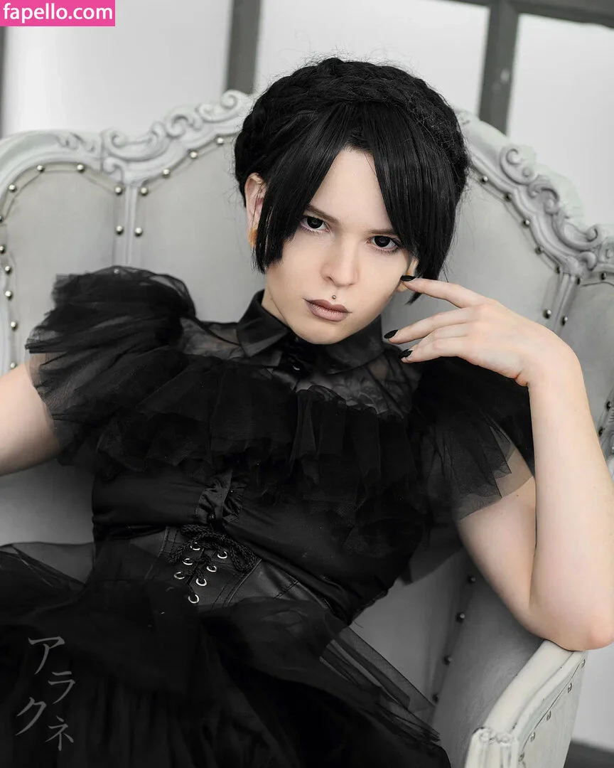 arahnaekb / chloe_glass_ / unkarab Onlyfans Photo Gallery 