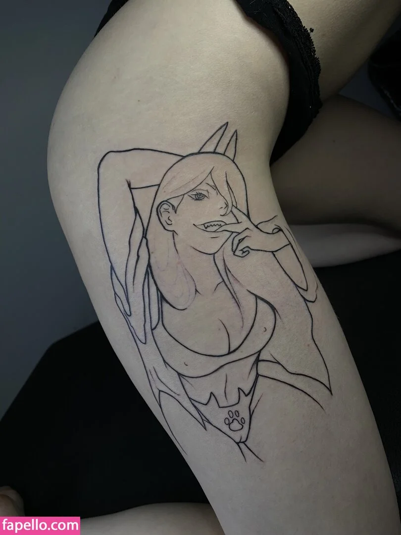 arahnaekb / chloe_glass_ / unkarab Onlyfans Photo Gallery 