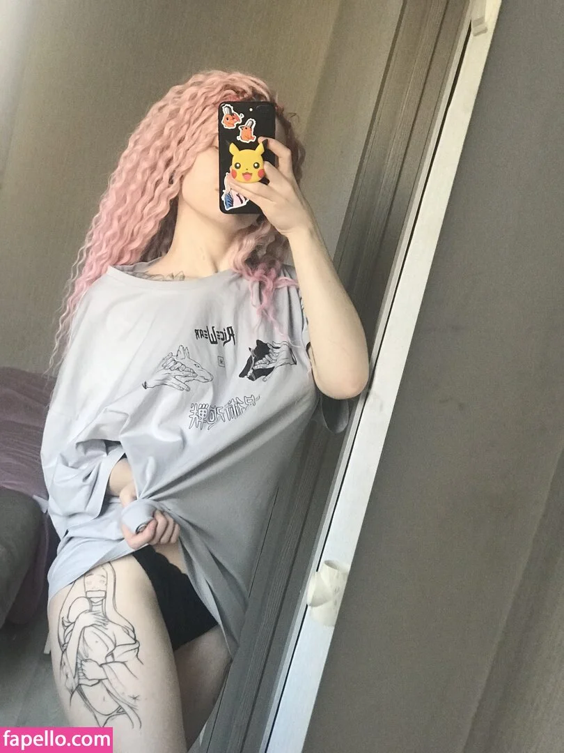 arahnaekb / chloe_glass_ / unkarab Onlyfans Photo Gallery 