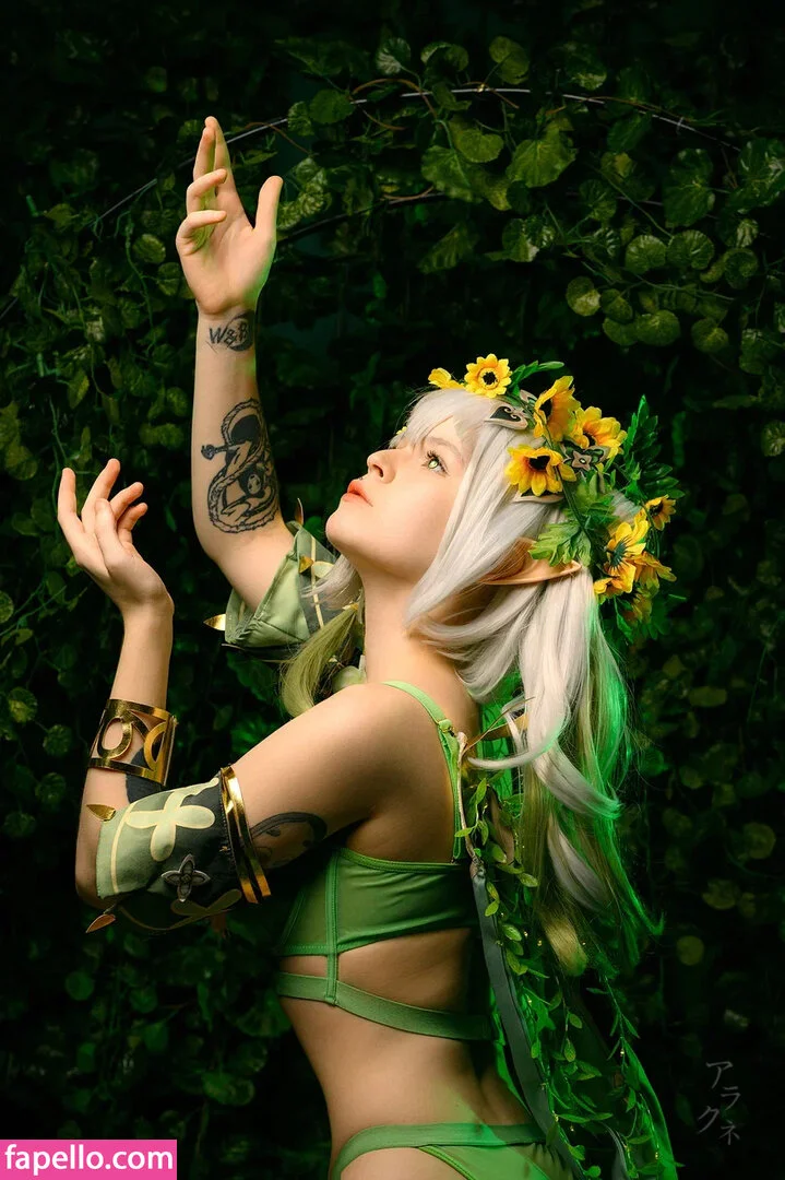 arahnaekb / chloe_glass_ / unkarab Onlyfans Photo Gallery 