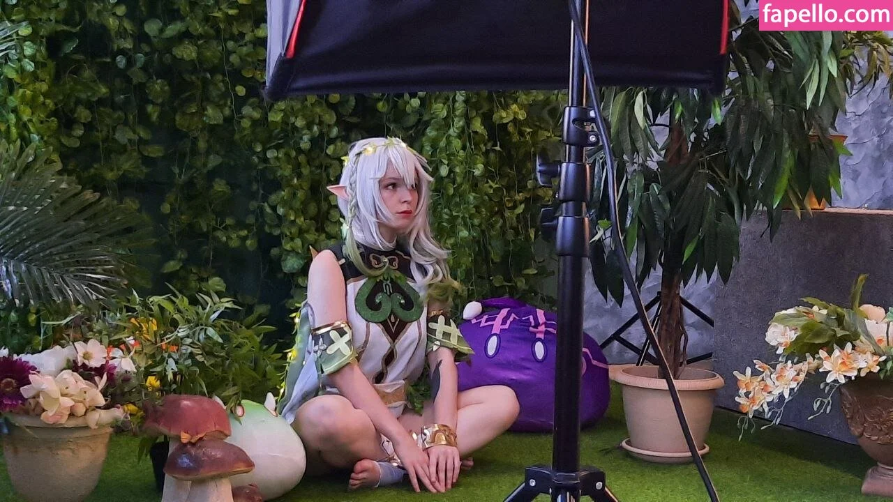 arahnaekb / chloe_glass_ / unkarab Onlyfans Photo Gallery 