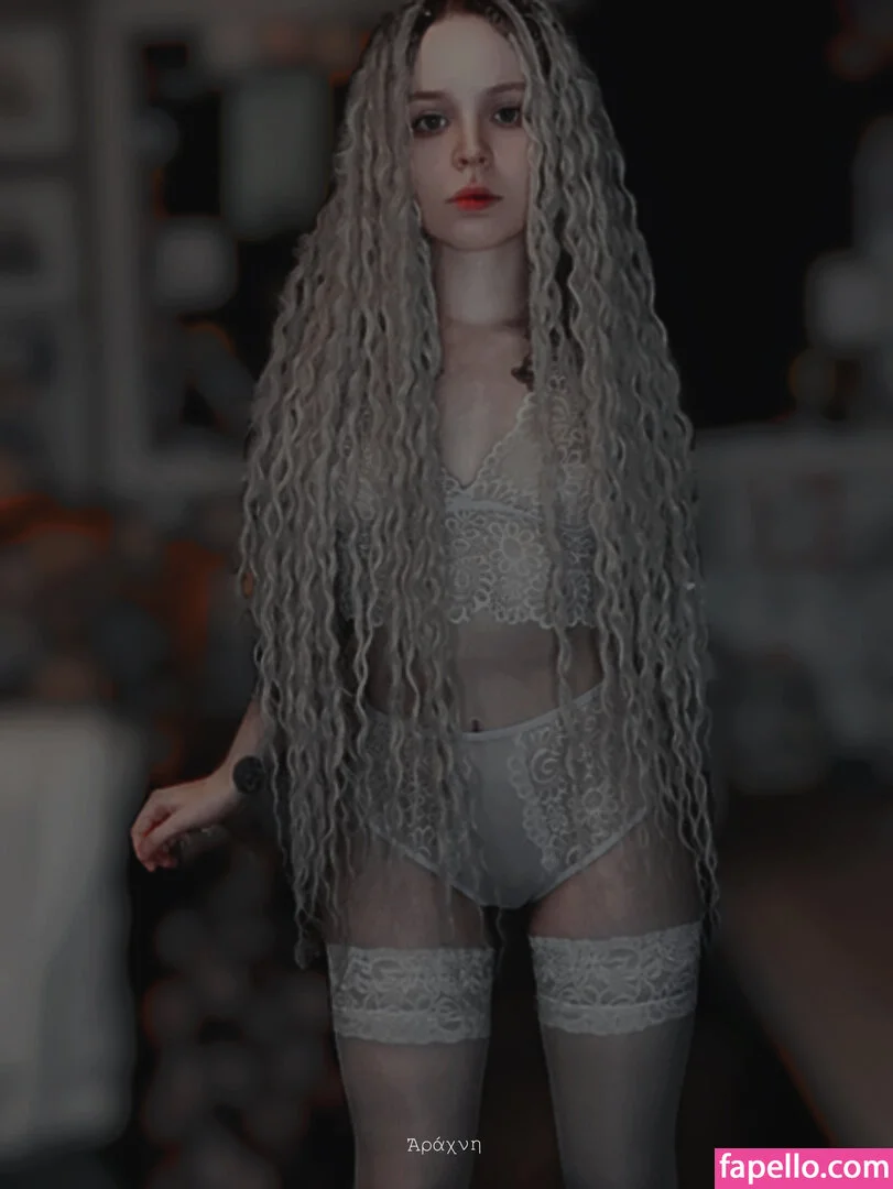 arahnaekb / chloe_glass_ / unkarab Onlyfans Photo Gallery 