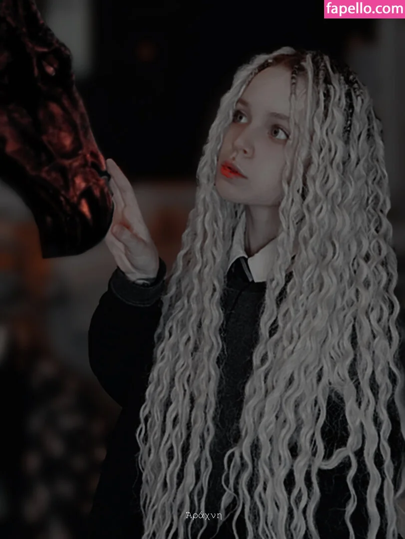 arahnaekb / chloe_glass_ / unkarab Onlyfans Photo Gallery 