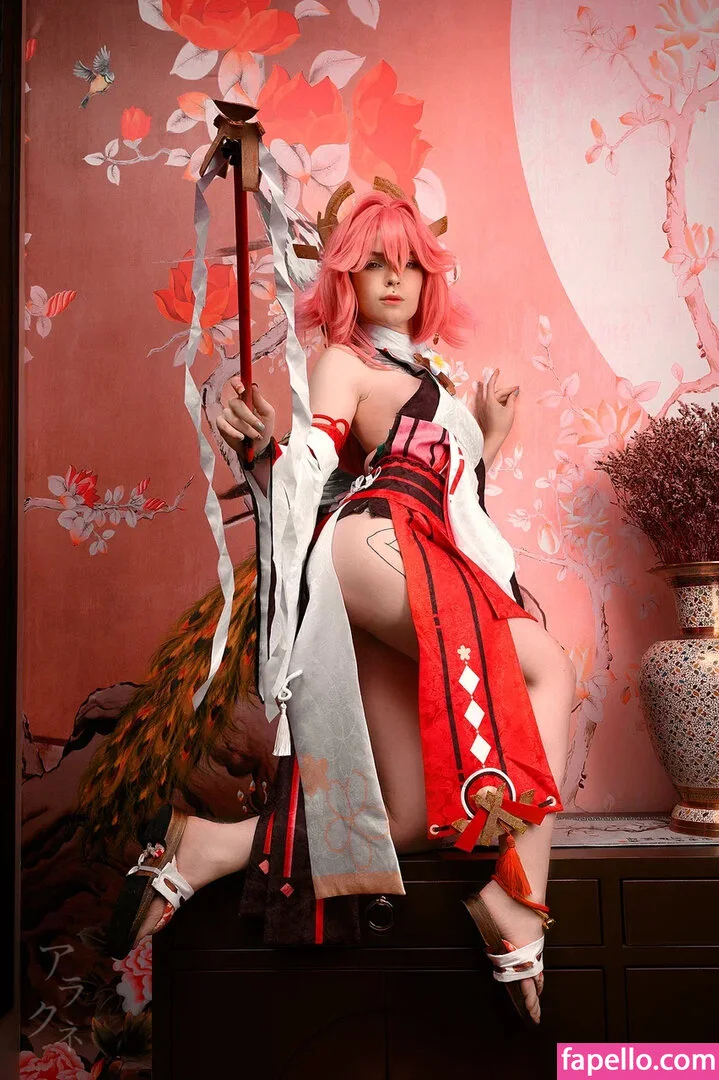 arahnaekb / chloe_glass_ / unkarab Onlyfans Photo Gallery 