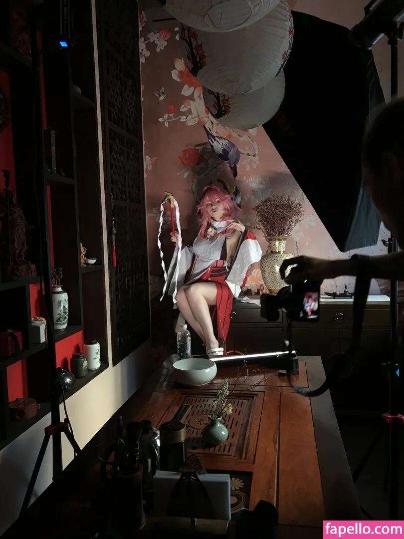 arahnaekb / chloe_glass_ / unkarab Onlyfans Photo Gallery 