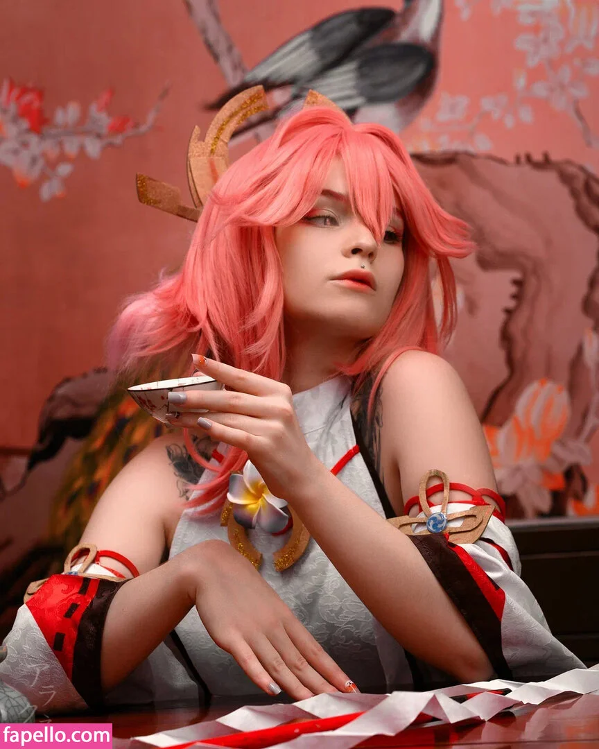 arahnaekb / chloe_glass_ / unkarab Onlyfans Photo Gallery 