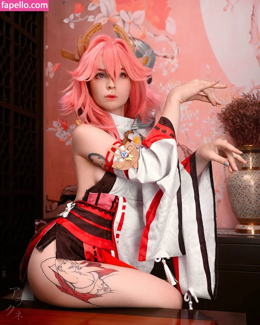 arahnaekb / chloe_glass_ / unkarab Onlyfans Photo Gallery 