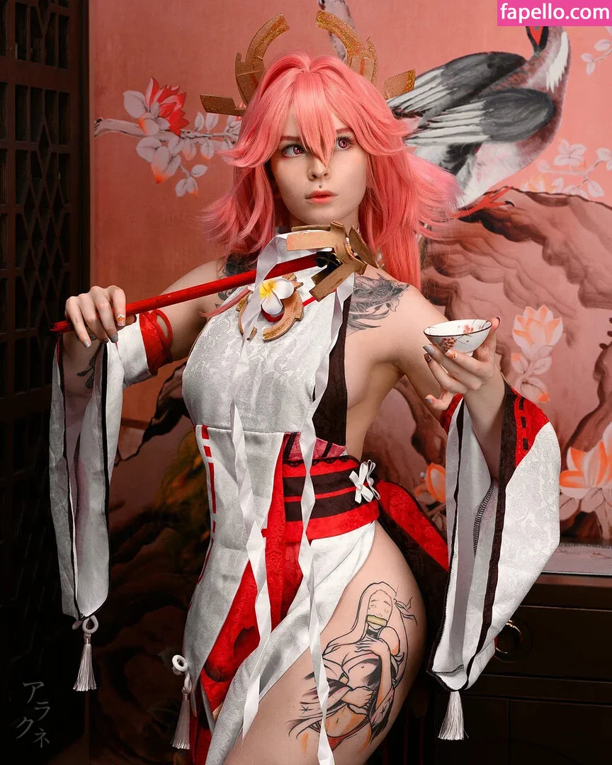 arahnaekb / chloe_glass_ / unkarab Onlyfans Photo Gallery 