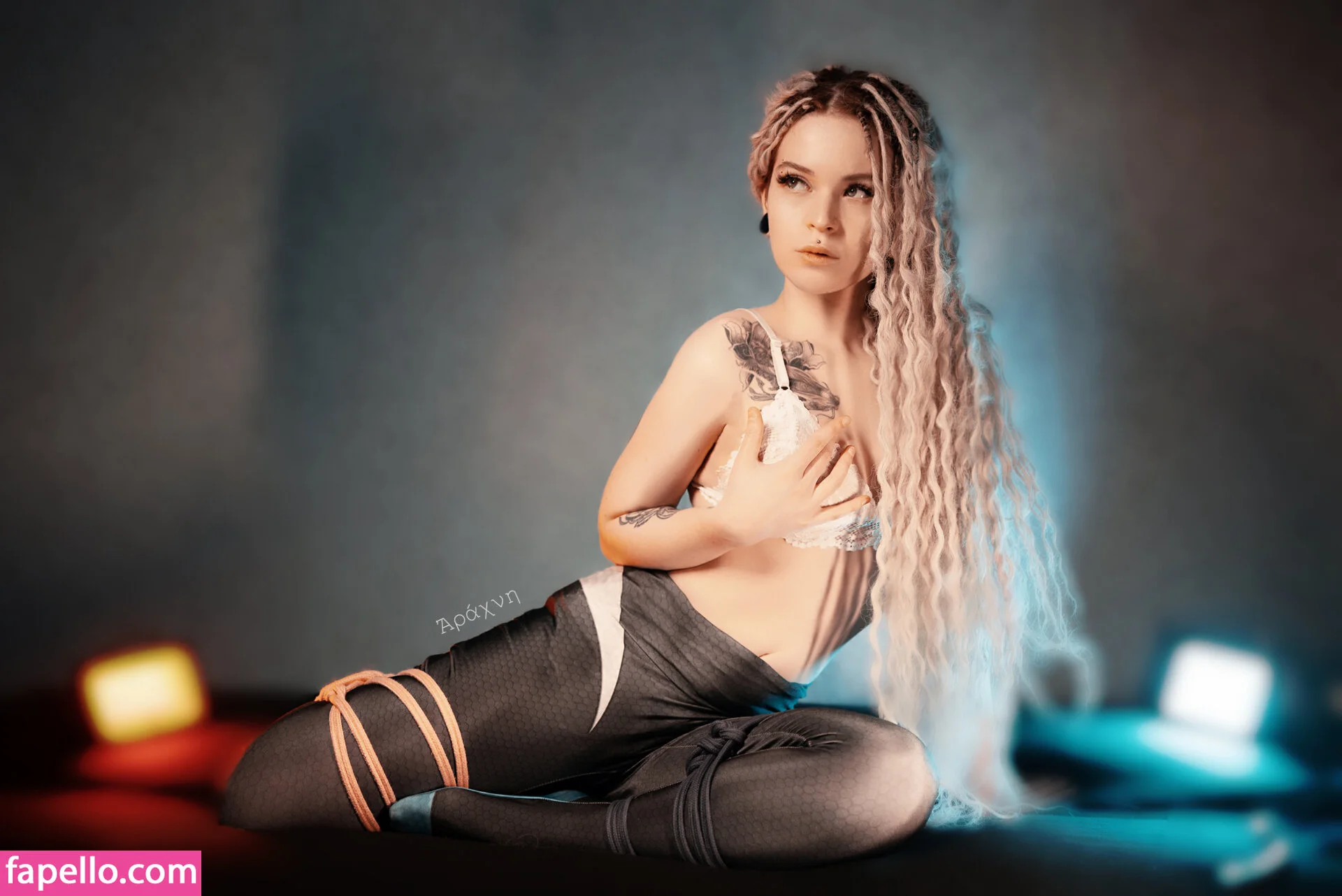 arahnaekb / chloe_glass_ / unkarab Onlyfans Photo Gallery 